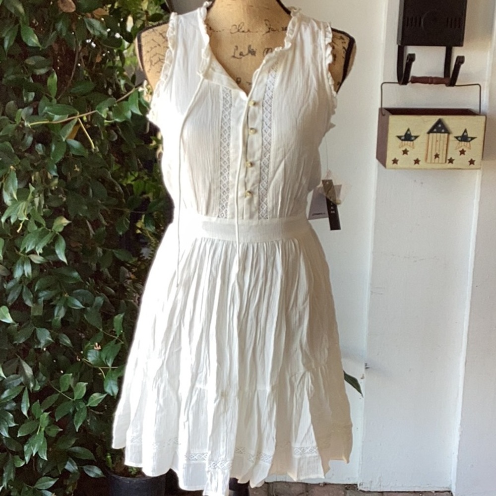 O'Neill White Sleeveless Scoop Neck Sundress